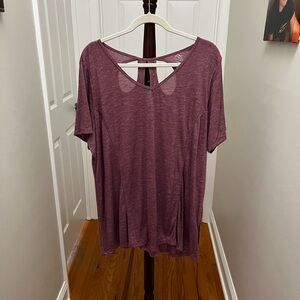 Women's plus athletic top 22/24